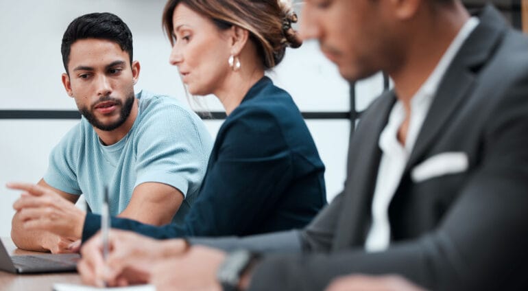 Imagem institucional da RM2 Intelligence Partner, especialista em prevenção a fraudes e segurança da informação.