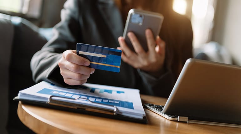 Imagem institucional da RM2 Intelligence Partner, especialista em prevenção a fraudes e segurança da informação.